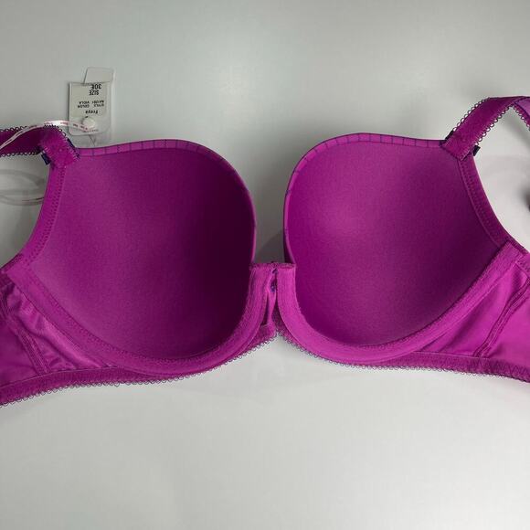 Freya Deco Hatty 30E Underwired‎ Moulded
Plunge Smooth Viola/Pink Bra - Picture 4 of 14